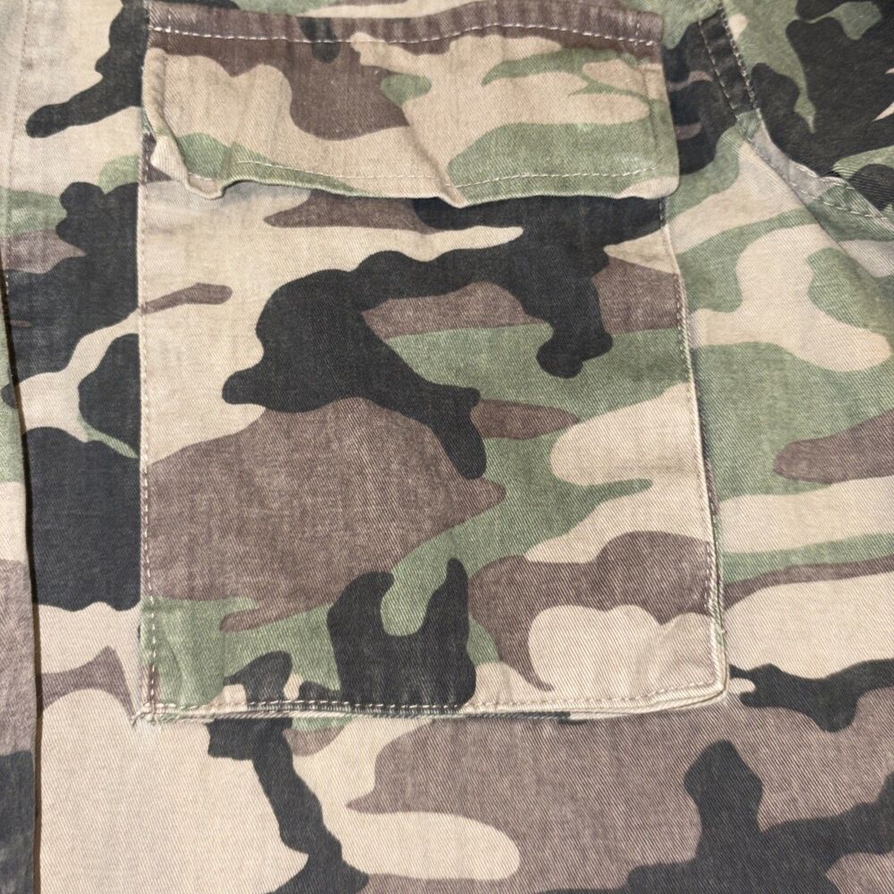 The Rail Camo Military Patch Jacket Size: XL Various Patches 46” Pit To Pit READ - Picture 9 of 14